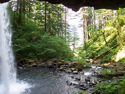 Horsetail Falls, Oregon: a view from behind the upper falls